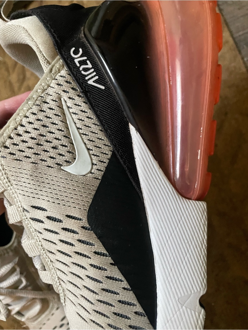 Nike Air Max 270 Sneakers in Light Bone Hot Punch - Picture 6 of 9